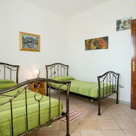 Sant'antonio House's * Orosei